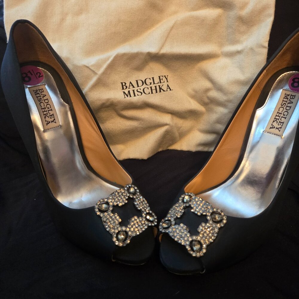 Badgley Mischka Black Open Toe Pump 8.5